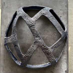 K�mpe Keramik Skulptur