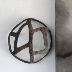 K�mpe Keramik Skulptur