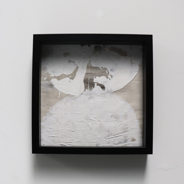 Paperwork 27cm x 27cm.