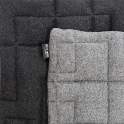 Pude Quiltet uld 65x65, Mrkegr