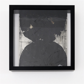 Paperwork 27cm x 27cm.