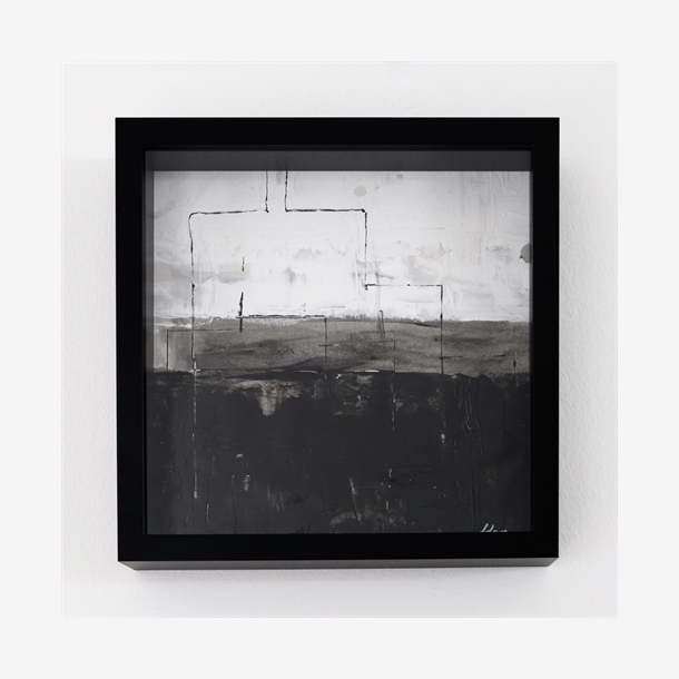 Paperwork 27cm x 27cm.