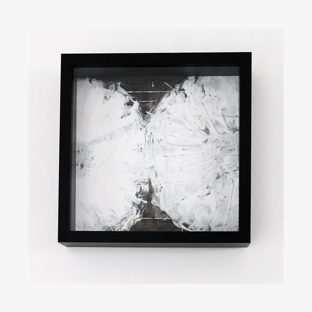 Paperwork 27cm x 27cm.