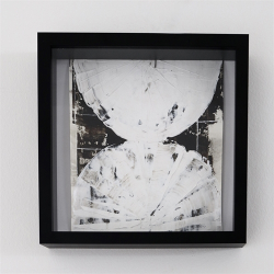 Paperwork 27cm x 27cm.